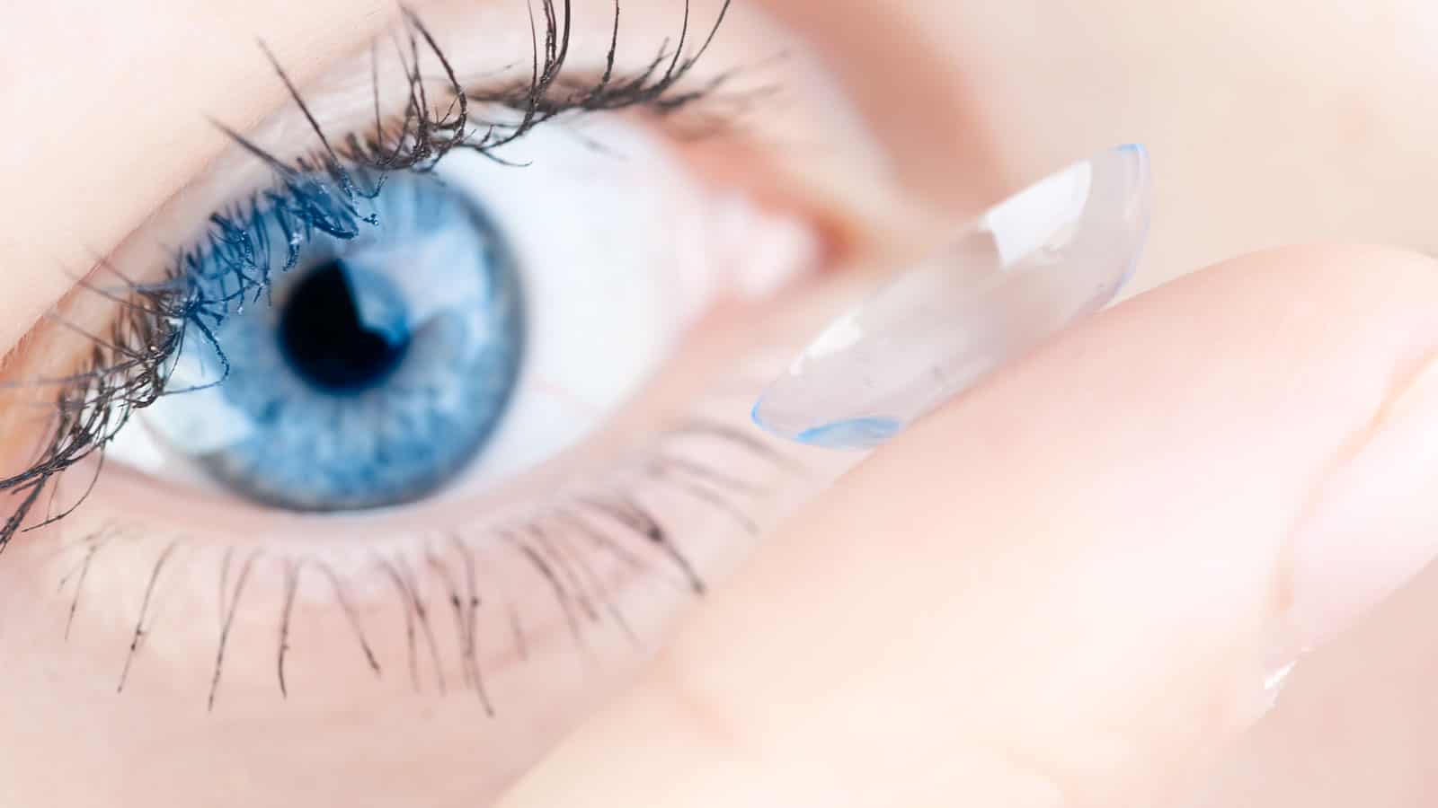 10 consejos para cuidar tu vista cuando usas lentes de contacto